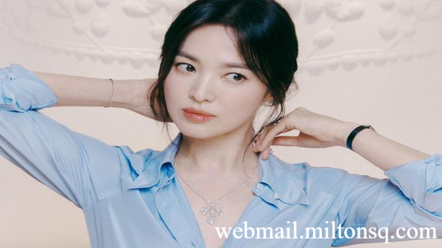 Tampilan Luar Biasa ala Song Hye-Kyo